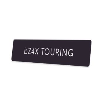 Skiltplate BZ4X Touring - 2 stk i sett